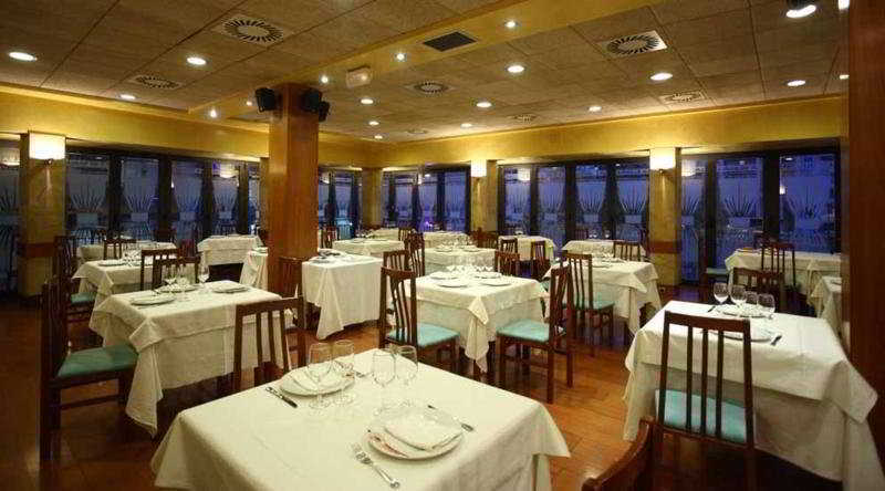 Hotel La Bilbaina Vitoria-Gasteiz Exterior foto
