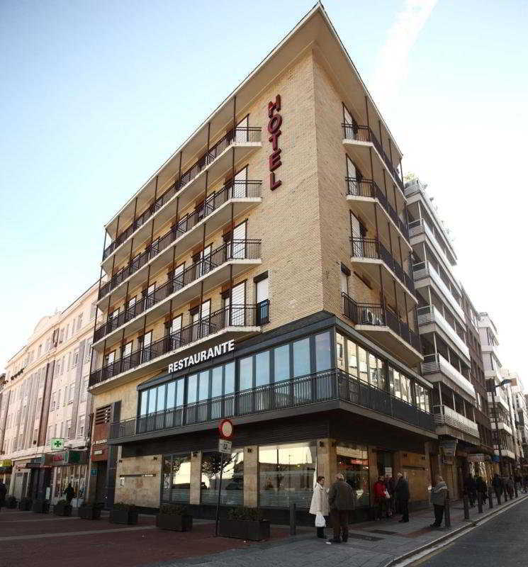 Hotel La Bilbaina Vitoria-Gasteiz Exterior foto